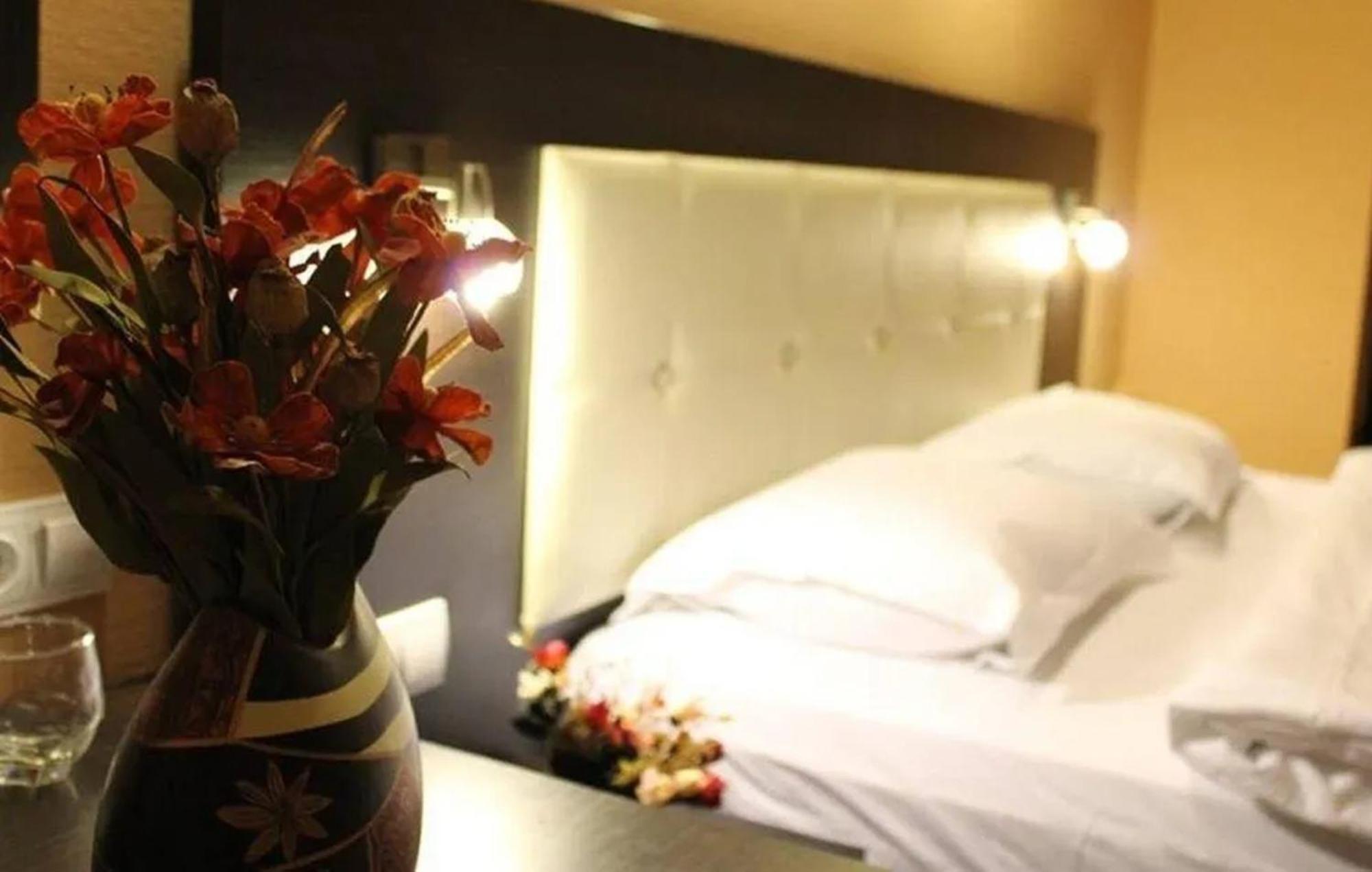 Green Tower Hotel Tbilisi ภายนอก รูปภาพ